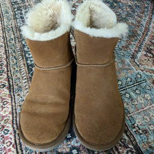 Koolaburra by Ugg women's tan ankle boots - size 8